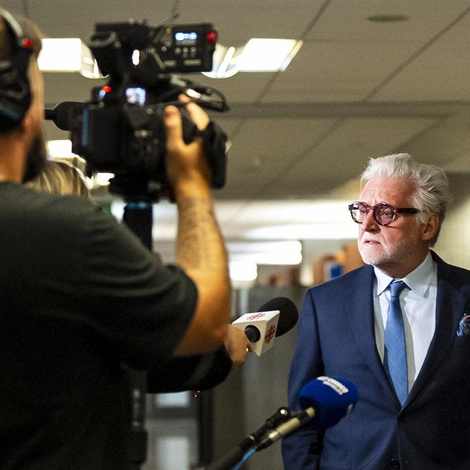 Plaintiffs suing Gilbert Rozon for sex assault can't all be lying, lawyer says